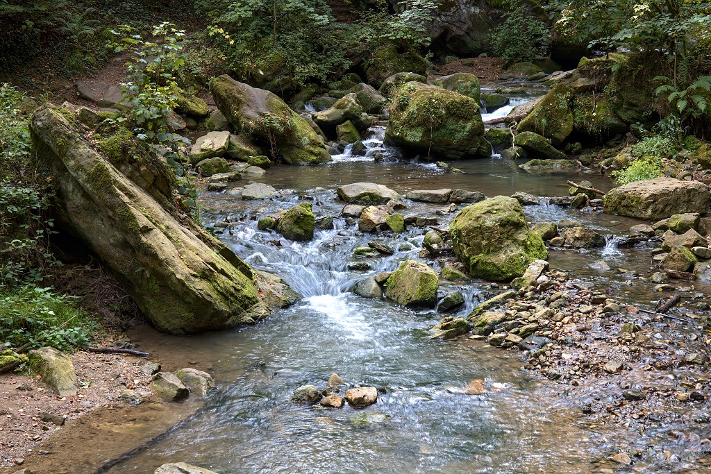mullerthal luxemburg luxembourg hdr waterval Schiessentumpel Cascade bos bossen natuur natuurgebied wandelroutes